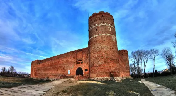 Ciechanów atrakcje: odkryj najciekawsze miejsca, które musisz zobaczyć