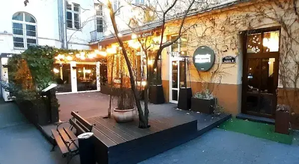 Piotrkowska: Najlepsze restauracje w Łodzi przewodnik