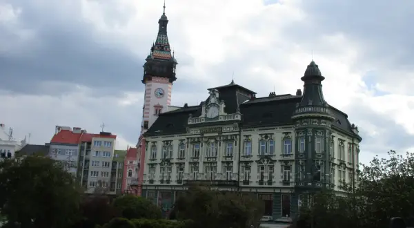 Najlepsze atrakcje w Krnov, które musisz zobaczyć i przeżyć