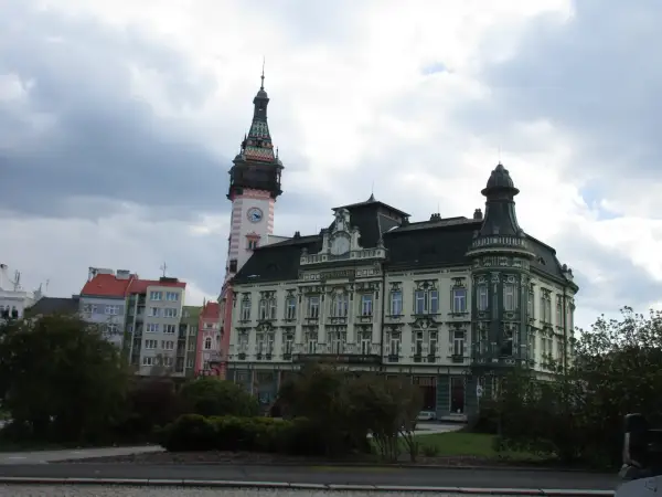 Najlepsze atrakcje w Krnov, które musisz zobaczyć i przeżyć